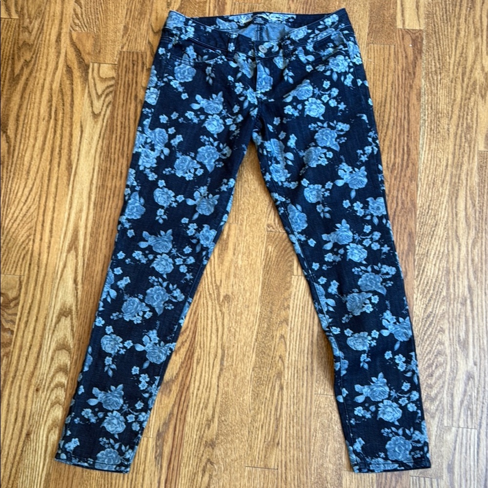 American Eagle stretch floral jeans - Picture 1 of 4